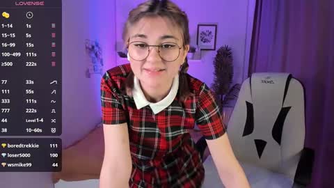  Emily  follow me  online show from 01.19.25