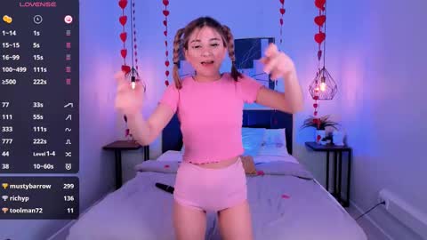  Emily  follow me  online show from 02.17.25