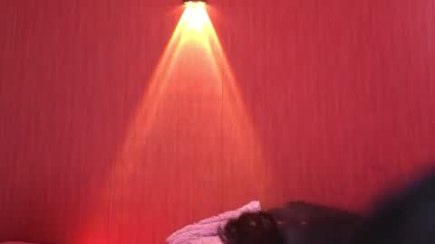 Emilia Gomez online show from 11.13.25