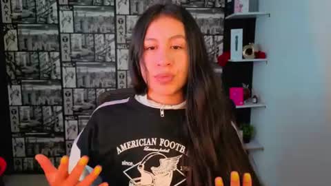 Snapshot of emigomez_ chatting on 06.21.26 Emilia Gomez online show from 06.21.26