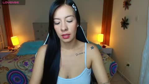 Snapshot of emiily_skinny chatting on 07.09.26 emiily_skinny online show from 07.09.26