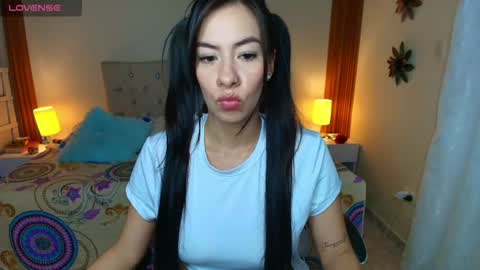 Snapshot of emiily_skinny chatting on 07.15.26 emiily_skinny online show from 07.15.26