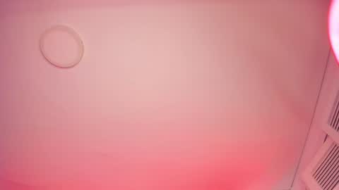 Snapshot of emiilycollins1 chatting on 01.11.25 online show from 01.11.25