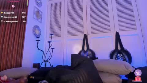 Snapshot of emiilycollins1 chatting on 01.31.26 online show from 01.31.26