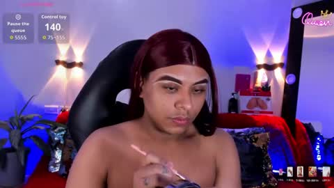 Snapshot of emili_roux chatting on 06.19.26 Emili roux online show from 06.19.26