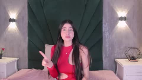 Emilie online show from 04.21.26