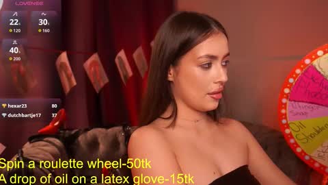  Emiliya  online show from 09.19.25