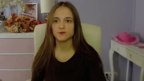 Snapshot of emilly_lust99 chatting on 03.05.25 Emilly online show from 03.05.25