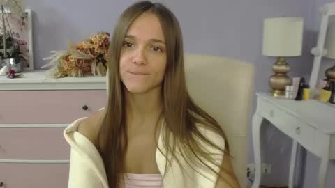 Snapshot of emilly_lust99 chatting on 12.02.25 Emilly online show from 12.02.25