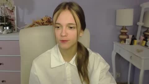 Snapshot of emilly_lust99 chatting on 12.05.25 Emilly online show from 12.05.25