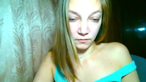 Emilly online show from 11.24.25