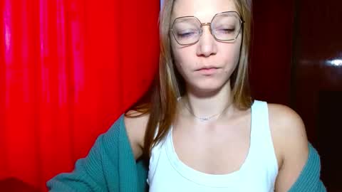 Snapshot of emilly_xkiss chatting on 02.02.26 Emilly online show from 02.02.26