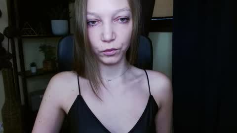 Snapshot of emilly_xkiss chatting on 02.21.26 Emilly online show from 02.21.26