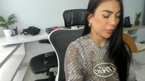 Emilly  online show from 04.13.26