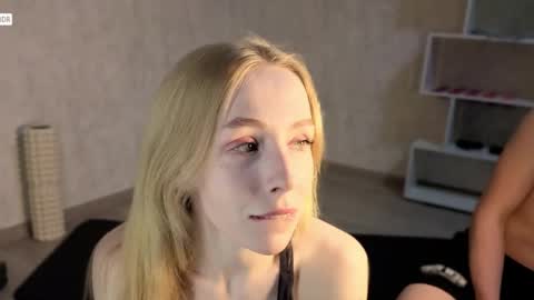 emily0303 online show from 04.09.26