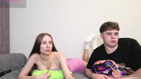 emily_and_ilumi online show from 10.23.25