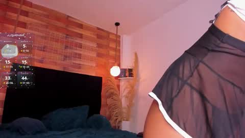 Snapshot of emily_brown04 chatting on 09.14.25 emily_brown04 online show from 09.14.25