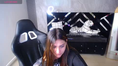 emily_cooper_t online show from 09.17.25