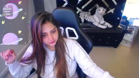 emily_cooper_t online show from 09.19.25