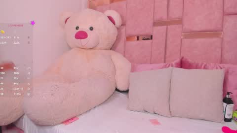  M I A   online430pm- 930pm online show from 03.31.26