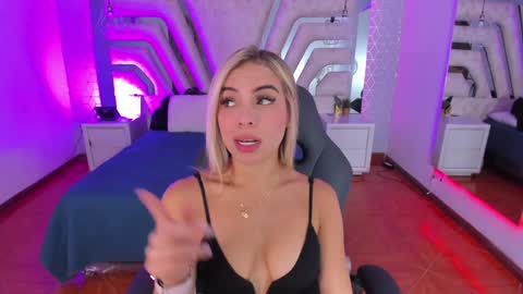 Emily online show from 01.18.25