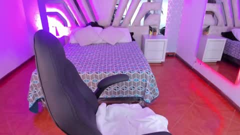 Emily online show from 02.03.25