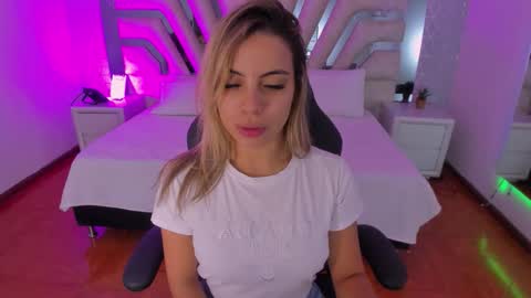 Emily online show from 09.15.25