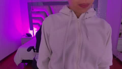 Emily online show from 10.04.25