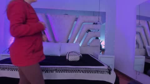 Emily online show from 10.10.25