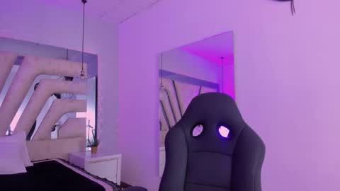 Emily online show from 10.15.25