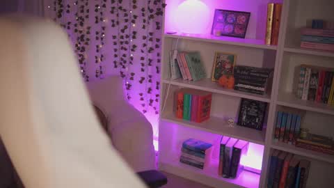 Em -  online show from 01.19.25