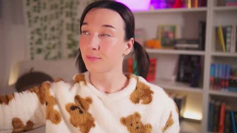 Em -  online show from 03.02.25