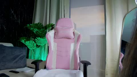 Emily foxx01 online show from 04.04.26