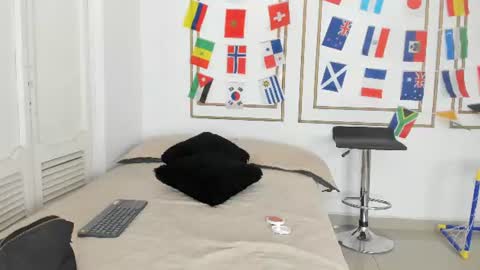 Snapshot of emily_gaviria1 chatting on 07.03.26 emily_gaviria1 online show from 07.03.26