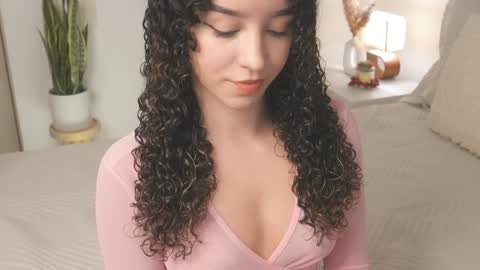 Juliana online show from 12.31.24