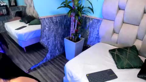 Emily online show from 03.05.25