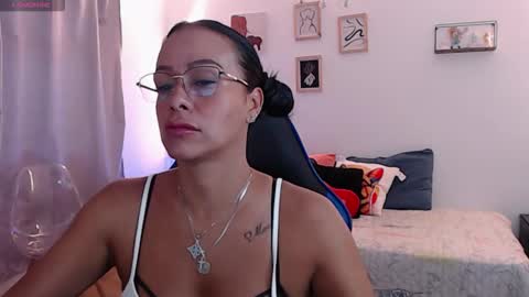 emily leroy. online show from 11.06.25