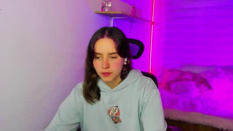 emily_lindey online show from 11.29.25