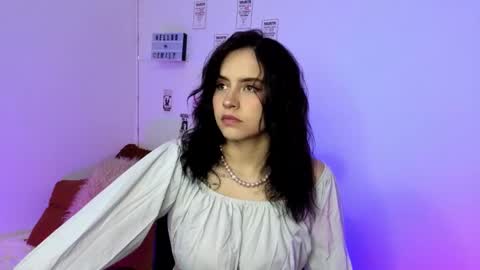 Emily Lindey online show from 02.05.26