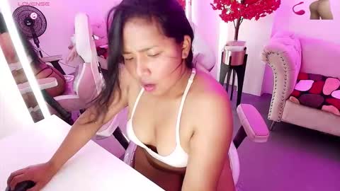 Snapshot of emily_milleers chatting on 03.03.26 EMILY. online show from 03.03.26