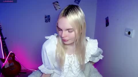 Lia online show from 12.17.25