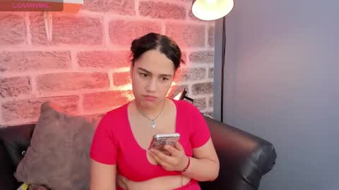 Snapshot of emily_roberts1 chatting on 01.18.25 Emily online show from 01.18.25