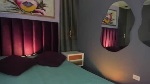 Snapshot of emily_roberts1 chatting on 02.10.25 Emily online show from 02.10.25