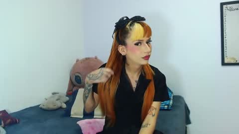 Snapshot of emily_rousxxx chatting on 11.22.25 Emily IGEmmily Baussa online show from 11.22.25