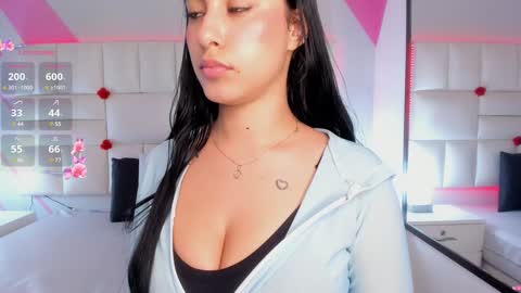  EMILY  online show from 01.31.25