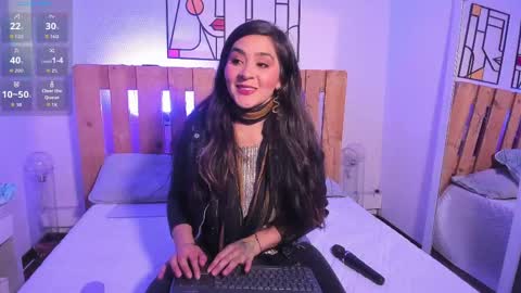 Emilly online show from 05.04.26