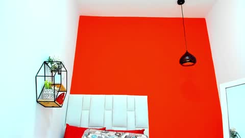 Snapshot of emily_sexy3 chatting on 12.16.24 Emily online show from 12.16.24