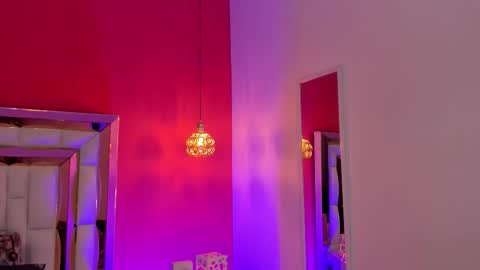 Snapshot of emily_sexy3 chatting on 09.11.25 Emily online show from 09.11.25