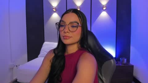Snapshot of emily_tolson chatting on 05.15.26 emily_tolson online show from 05.15.26