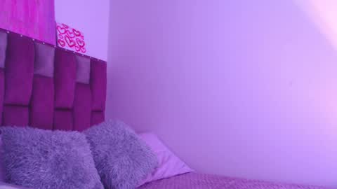 emily_w2 online show from 01.31.25